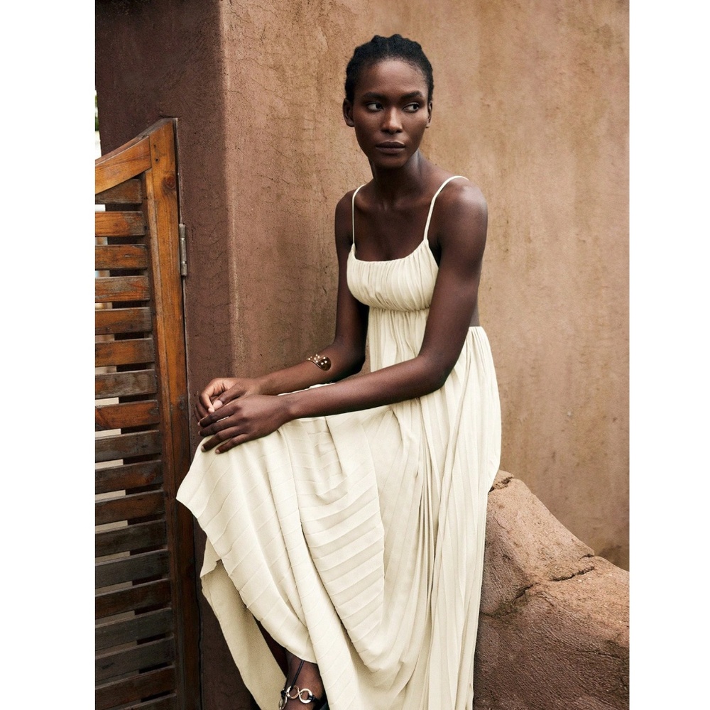 Cream Pleated Maxi Babydoll Dress Open Back Flowy Skirt Tie Straps Lined - Picture 6 of 16